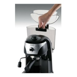 Cafetera DeLonghi EC221.B 1 L 1100 W